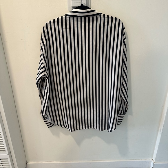 COMMENSE OFFICIAL LONG SLEEVE STRIPE TOP AND BRALETTE - Picture 4 of 7